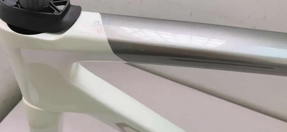 

Grey silver color road bike carbon frame racing carbon framework +seatpost+frok bsa/bb30/bsa taiwan bike frame carbon in stock