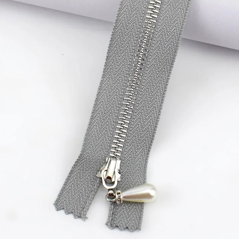 Meetee 2 шт. 20 см закройте 40/50/60/70 см с открытым концом 3# металлическая молния с жемчугом слайдер пулер застежки-молнии для шитья Костюмы Декор DIY Инструменты ремесла - Цвет: Серый