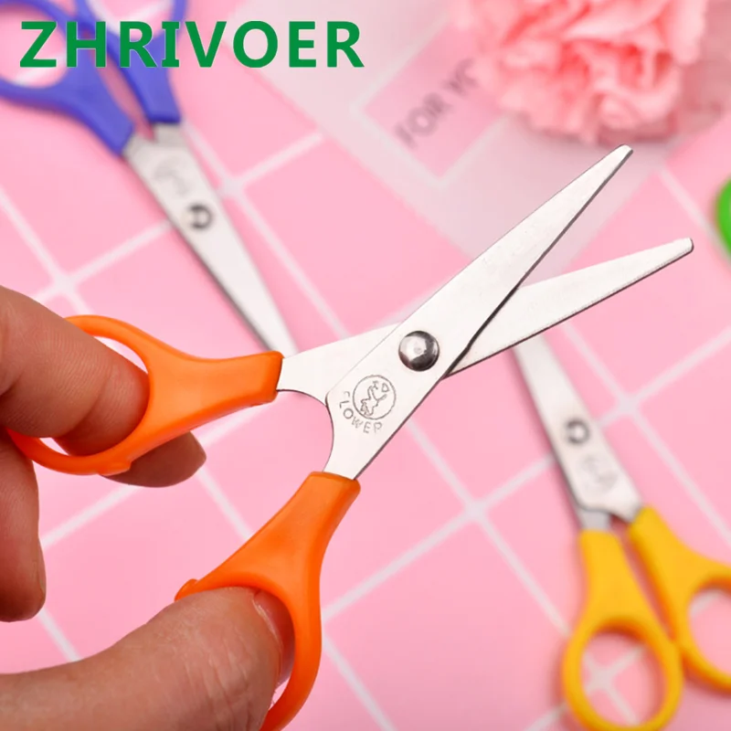 Sewing bag, first aid kit, small scissors, mini student scissors, stationery, color scissors