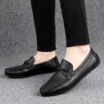 

Men laofers Genuine leather sneakers flat shoes Men's Casual Lightweight Walking Male Fashion slip on outdoor Footwear moccasins