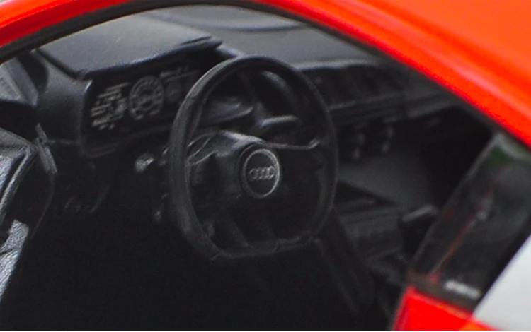 Изысканная модель из сплава спортивных автомобилей 1:24 R8, модель из имитации металла и изысканная Подарочная модель, декорирование бутика