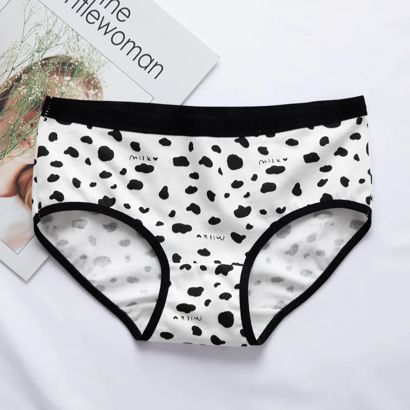 9892358854_541603624