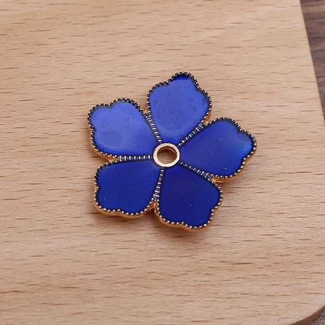 10pcs Metal Enamel Flower Beads Caps Blue Green Pink Filigree Flower Base Charms Pendants for Jewelry Making Components DIY Style B - Blue