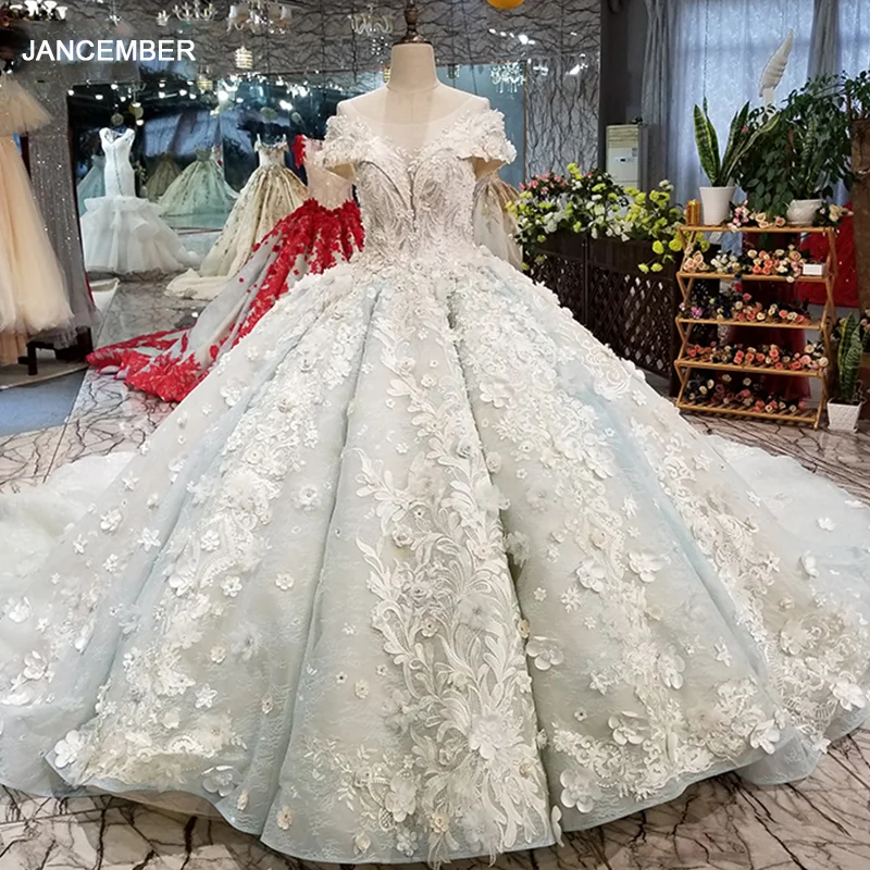 LS05000 Puffy Pleat Ball Gown Evening Dress O-neck Lace Up See-through Back Formal Party Dress With Long Train 2018 New Design 1