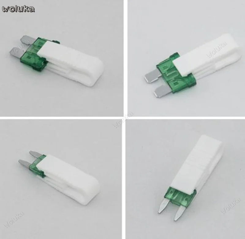 Send storage box insurance clip car cigarette lighter fuse small piece car insurance insert 5-40A CD50 Q04