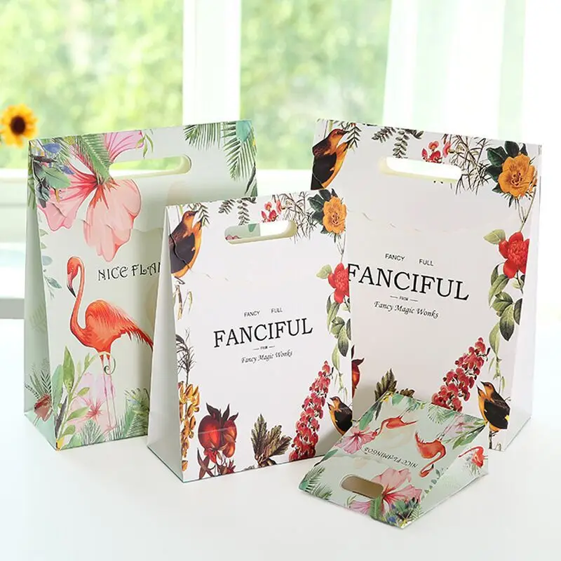 

10Pcs/lot Christmas gift Paper Bag Multifuntion Festival bags with Handles Christmas Party Supply For Party