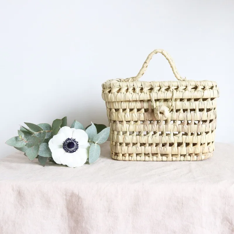 

Korean Style Chic Hand-Woven Hand Bag Studio Baby Photo Props Ins Natural Straw Rattan Basket Kids Room Decoration Grill Toys