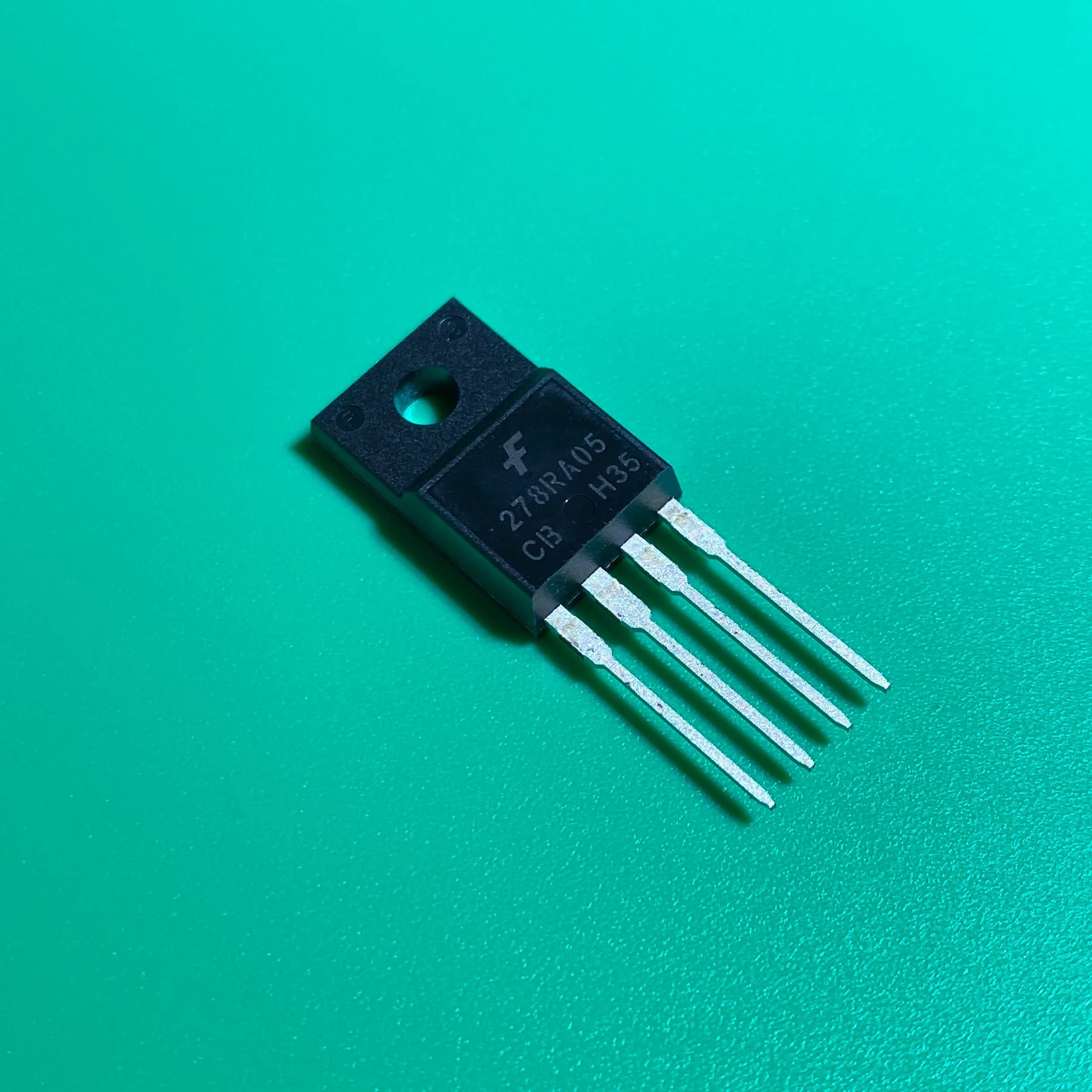 5pcs/lot KA278RA05C TO220F4 KA 278RA05 C IC REG LIN POS ADJ 2A TO220F-4L KA278RA05CTU KA278RA 05C KA278 RA05C KA278RA05 278RA05C