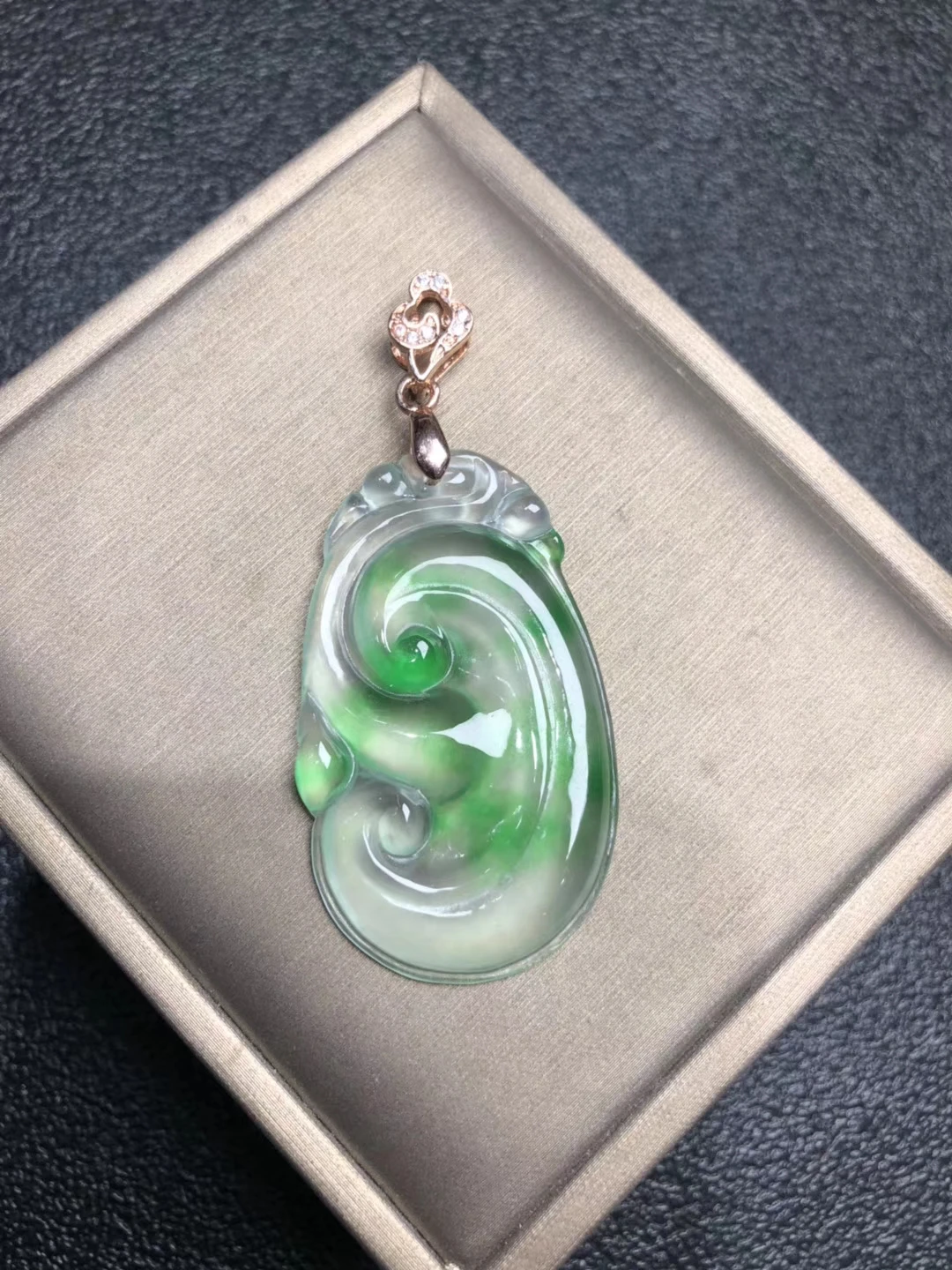 Only One! Natural Ice Jadeite JADE Jade Ruyi Pendant Necklace Sweater Chain Jewelry Gift Wholesale