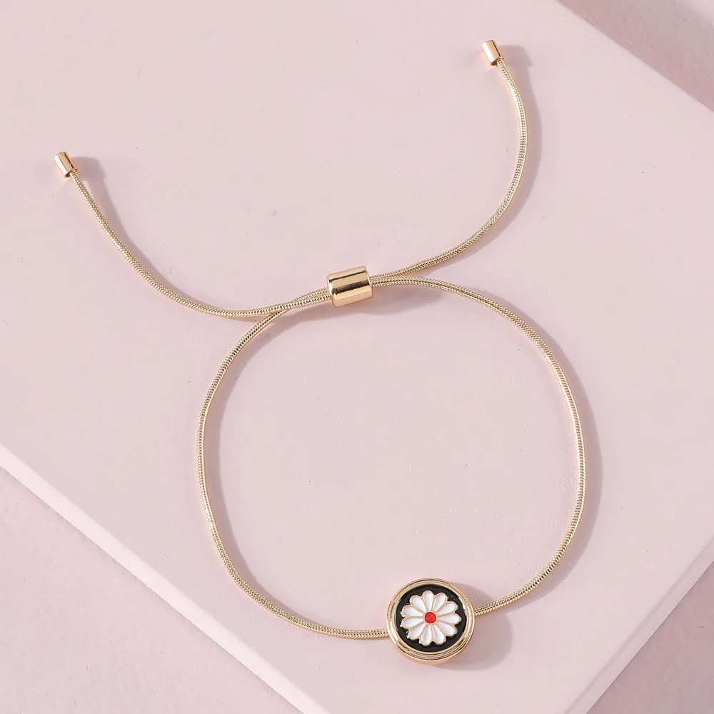 

New Fashion Daisy Flower Snake Chain Pulling Exquisite Bracelet Bracelet Lady Girl Charm Golden Chain Party Jewelry