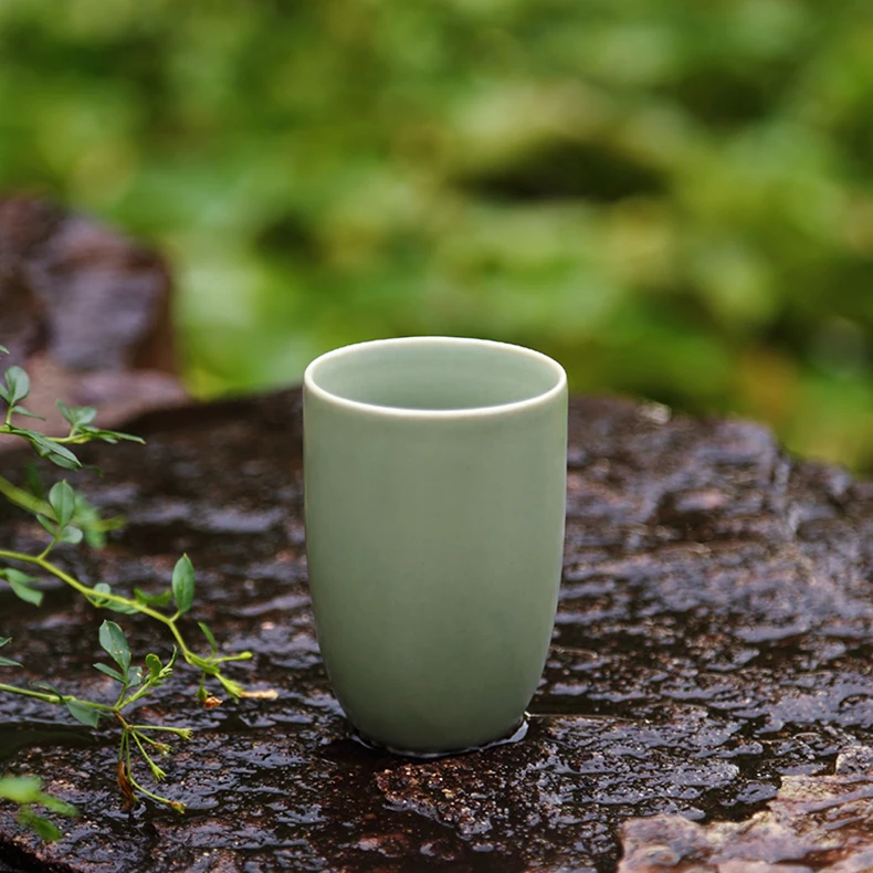 Зеленые фарфоровые чайные чашки Celadon, чайные наборы, портативные чашки для путешествий, дома, офиса, керамические чайные кофейные чашки с пакетом