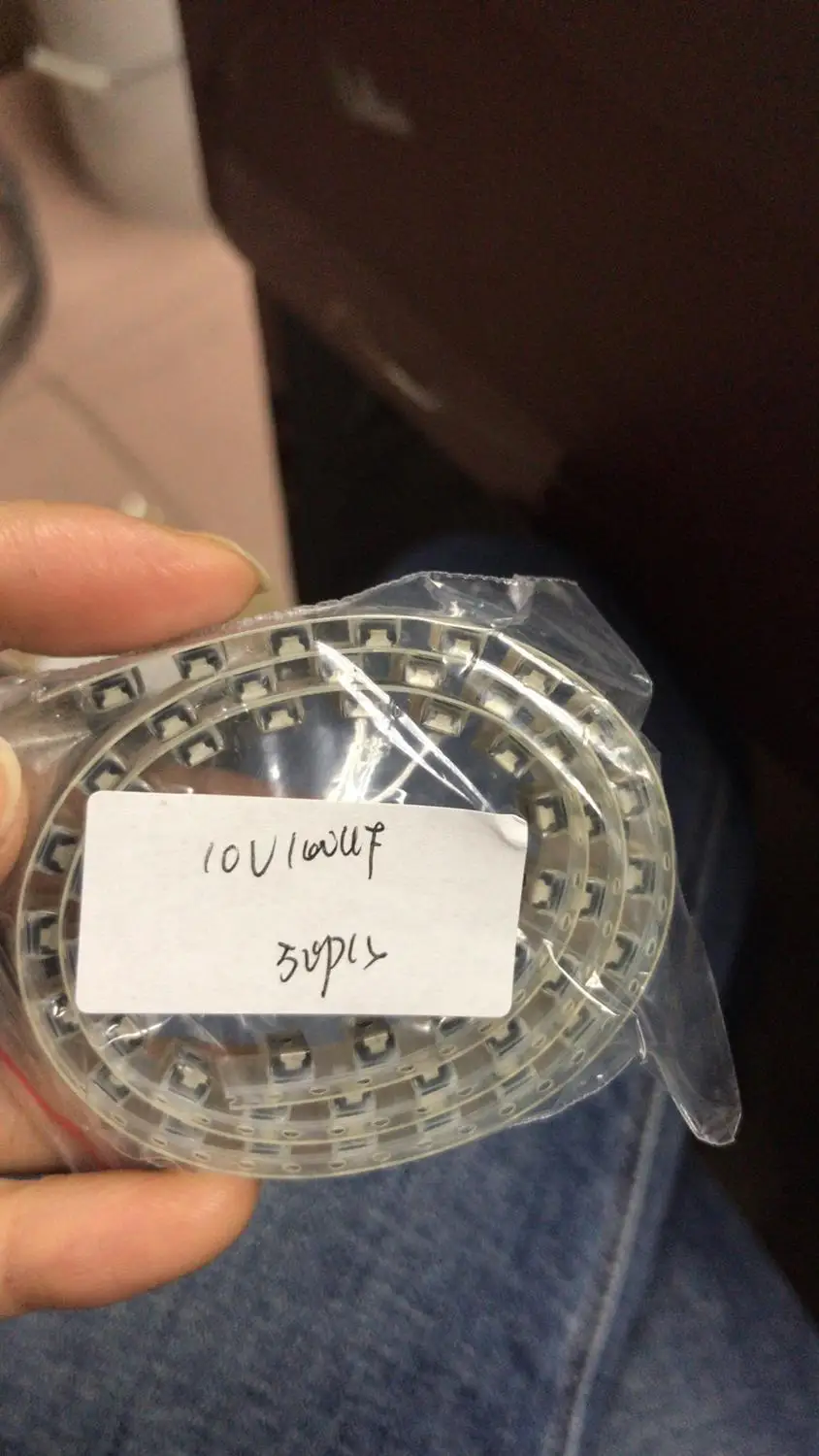 Новые и оригинальные 50 шт 10V100UF танталовый конденсатор