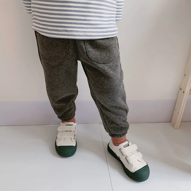 12250186553_1889419662