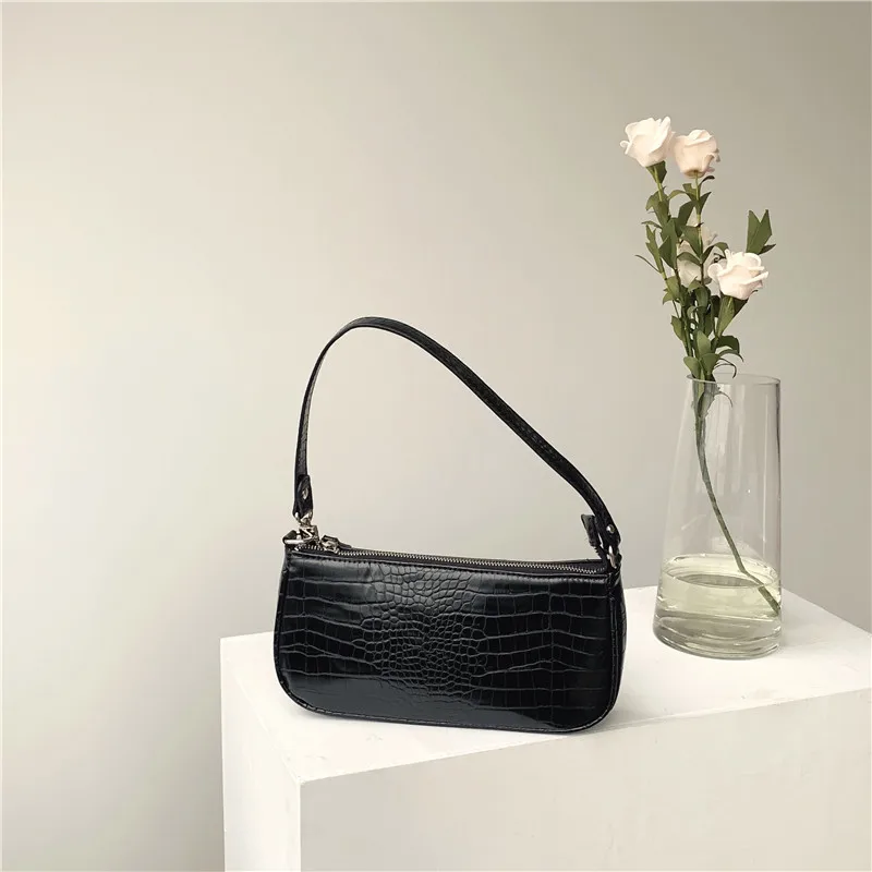 

Shoulder Bag for Women 2019 Niche Design Package Retro Tote Bag Under the Baguette Bag Cutch Messenger Crossbody Bags