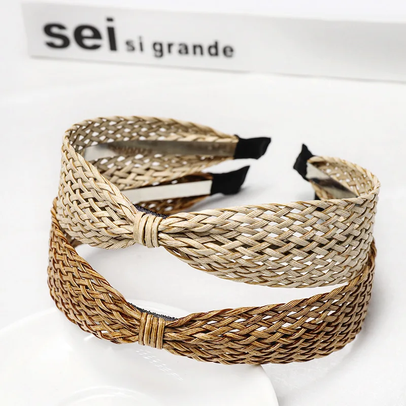 11561348985_105216488