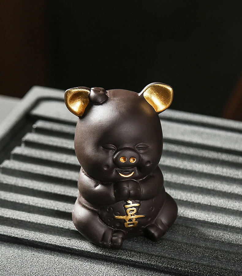 Lucky Pig tea украшения для домашних животных бутик может выражать фиолетовый песок чай, чтобы играть может выражать Чай Аксессуары Зодиак Свинья благоприятный ювелирные изделия
