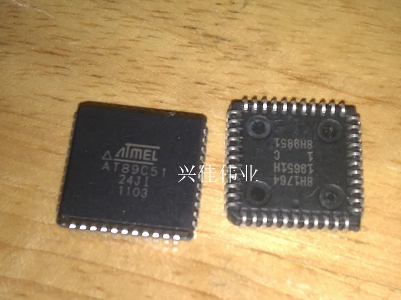 20 шт./лот PLCC-44 AT89C51-24JU AT89C51-24JI