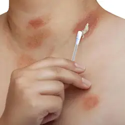 Palo desinfectante multifunción de 50 piezas, maquillaje de madera, Alcohol de yodo desechable, bastoncillos de algodón médicos, microcepillo para Bab B6y8