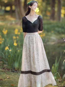 

The absurd story embroidered jacket note skirt restoring ancient ways