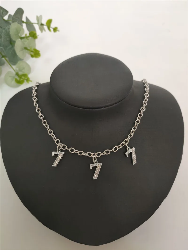 20813060068_1175954157