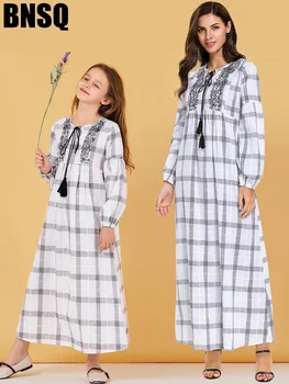 

Muslim Embroidery Girls Abaya Plaid Maxi Dress Children's Wear Family Matching Outfits Kimono Long Robes Eid Ramadan Islamic