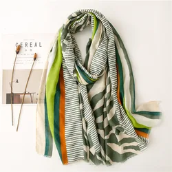 Spain Fashion Autumn lady Viscose Scarf Green Leopard Patchwork Hijab Shawls and Wraps Female Foulard Echarpe Muslim 180*90Cm