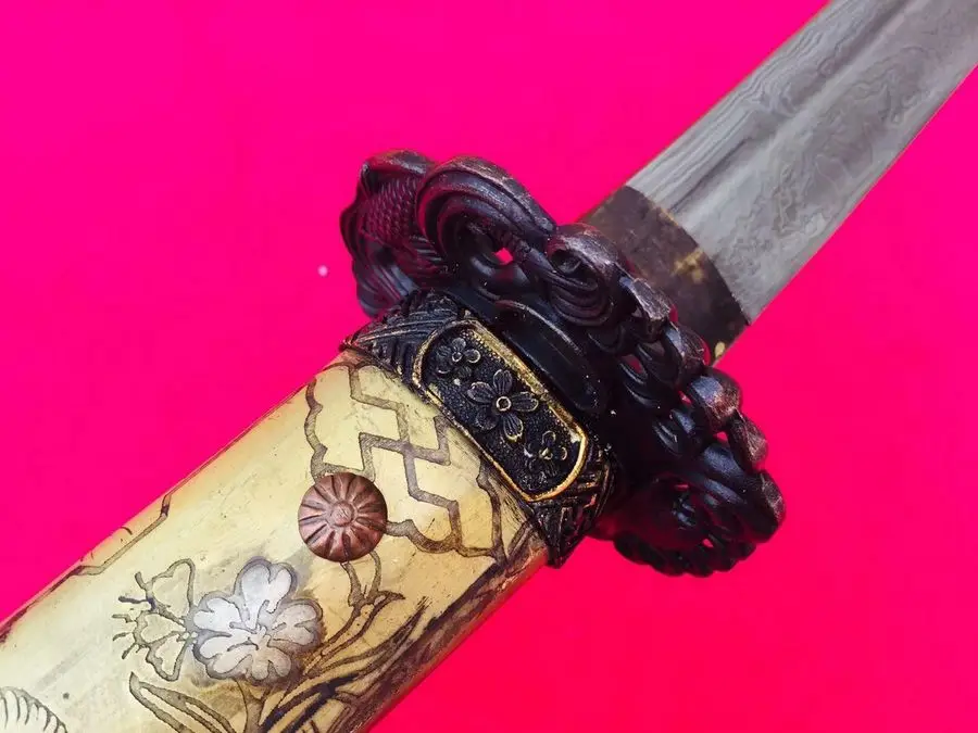 Forged Blade Sword Japanese Katana Samurai Sword Folded Steel Saber Carven Sheath