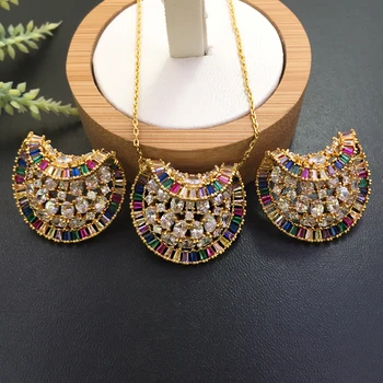 

Lanyika Jewelry Exquisite Shell Colours Micro inlay Necklace with Earrings for Banquet Luxury Best Gift