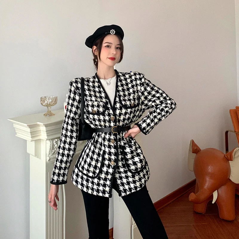 

Autumn Winter New Women's Fashion V-Neck Loose And Versatile Houndstooth Jacket (With Belt)