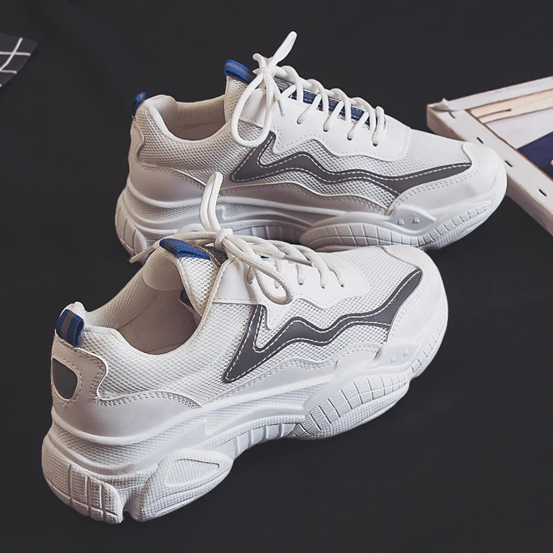 Кроссовки женские светоотражающие модная повседневная обувь удобные дышащие