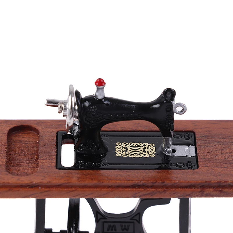 Miniature Wooden Sewing Machine Decor for Kids Dollhouse