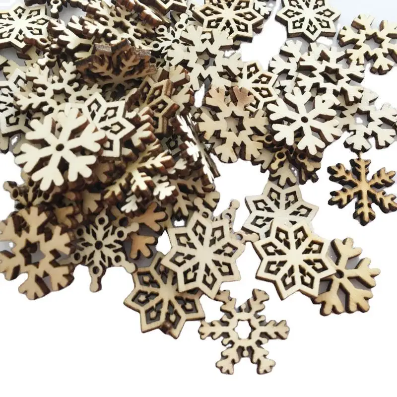 50pcs DIY Wood Snowflake Ornaments Wooden Chips Christmas Tree Hanging Snowflake Xmas Party Home Office Bar Decorations