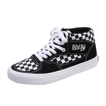 

New canvas shoes checkerboard plaid black and white matching men's high top canvas shoes and women's shoes skateboard shoes
