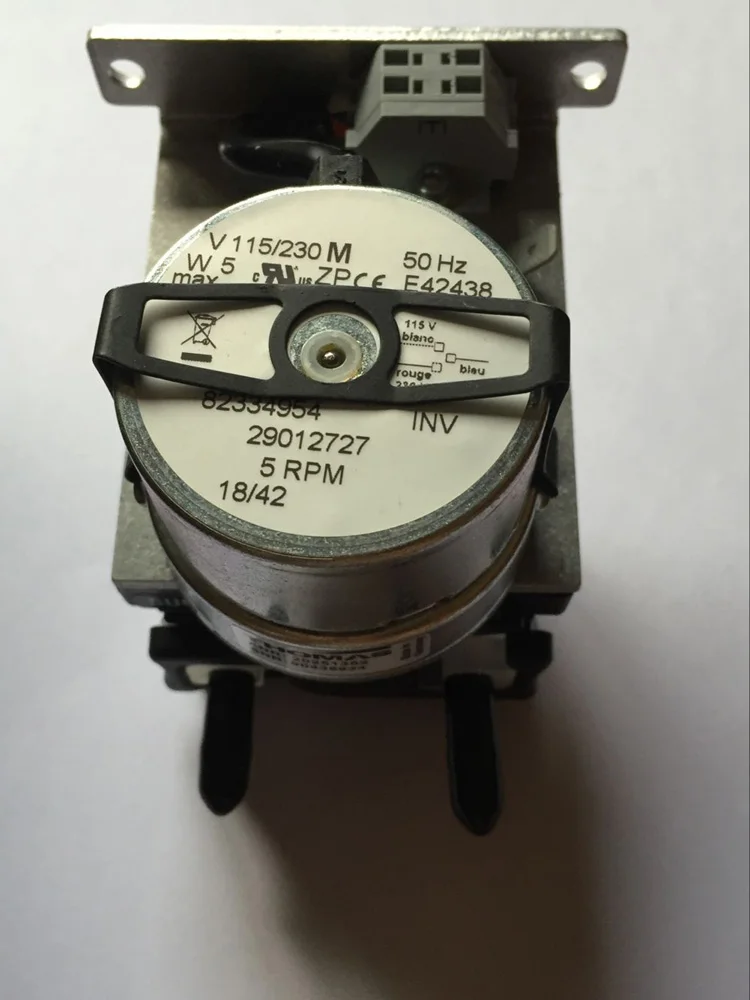 

Оригинальный новый перистальтический насос 20251352 CEMS 20251356 в Германии