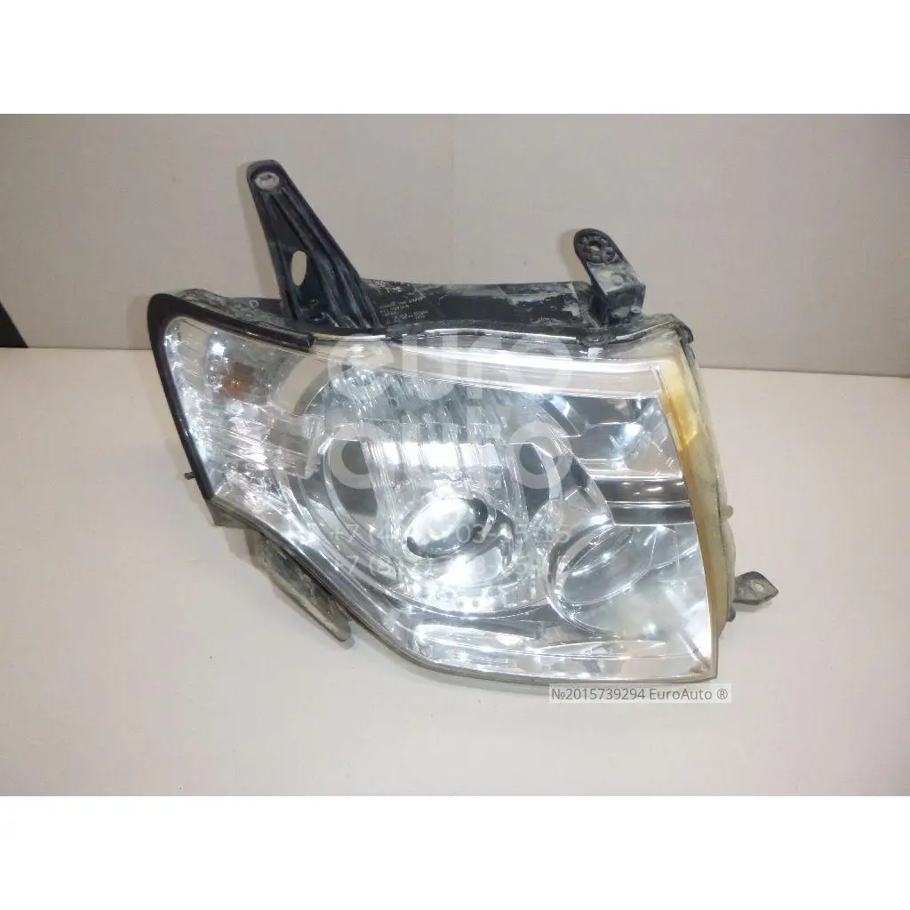 Фара правая, состояние – Б/У,, для Mitsubishi Pajero/Montero IV(V8, V9) 8301A894 НЕ КСЕНОН 8301A894