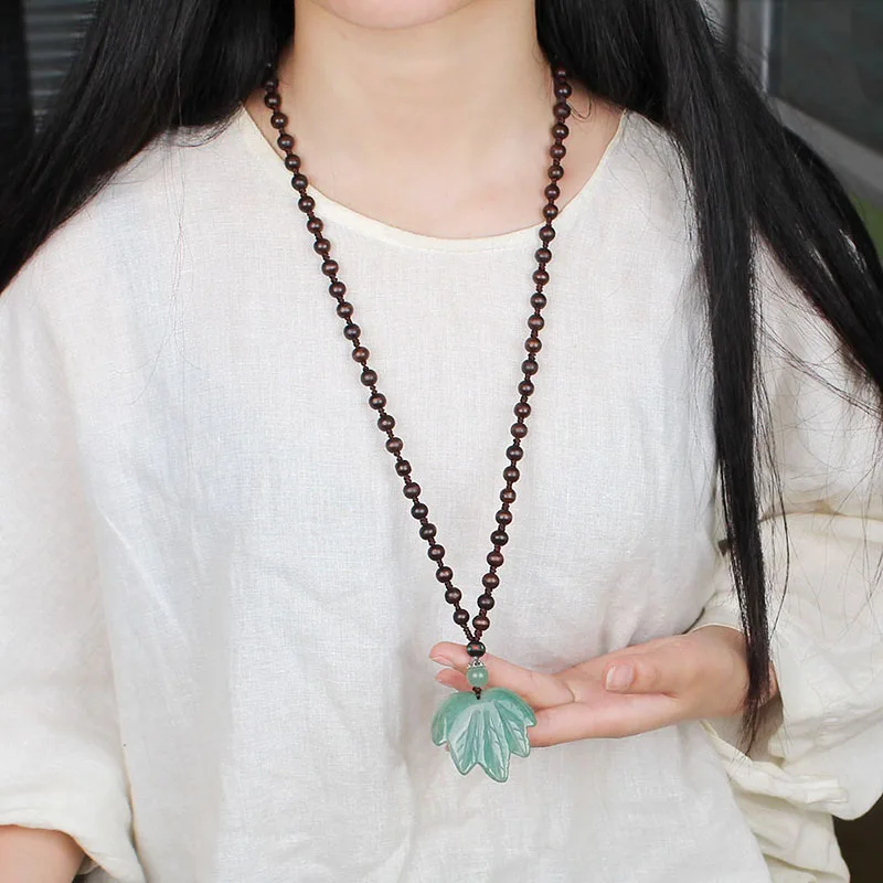 Bohemia-Handmade-Carved-Plant-Necklace-Hand-Knotted-Wood-Beads-Vintage-Ethnic-Natural-Stone-Leaf-Pendant-Necklace (4)