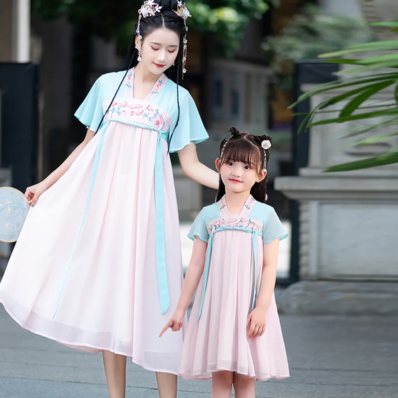 

The Chinese hanfu embroidered skirt parent-child outfit cotton chiffon mother and daughter of the new 2019 fairy skirt