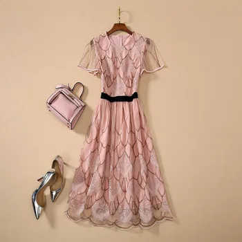 

European and American women's wear 2020 summer new style Short sleeved round neck lace embroidery Fashionable pink dress