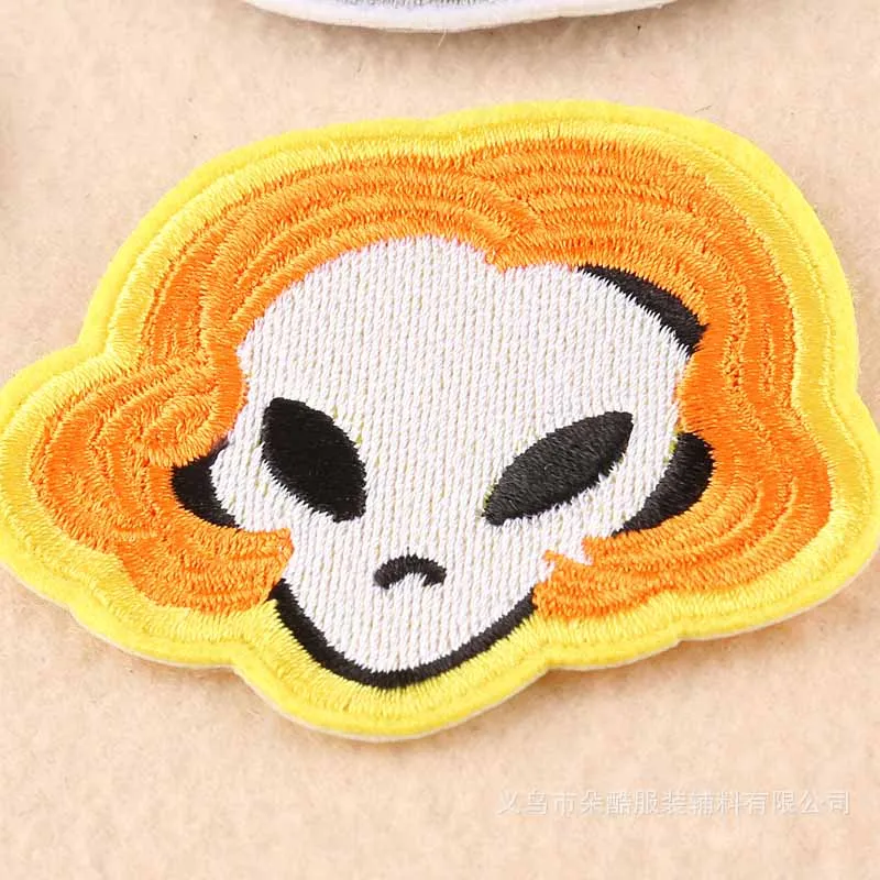 Raum Astronaut UFO Rakete Sonne Alien Planet Eisen auf bestickte Kleidung Patches für Kleidung Aufkleber Kleidungsstück Großhandel – Detail 11