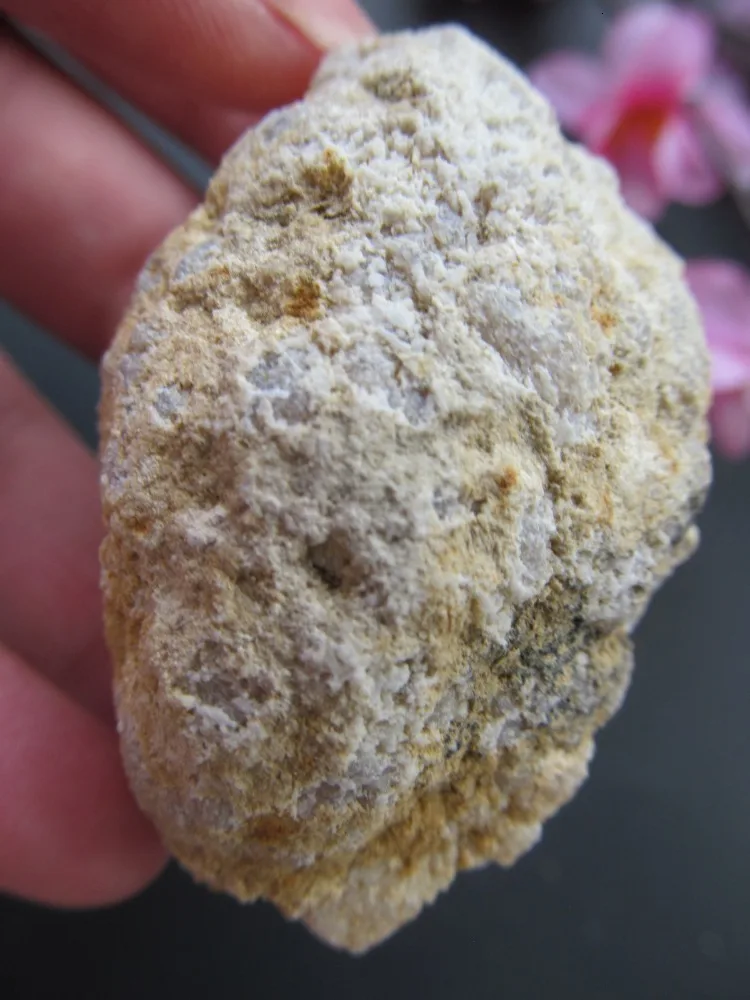 55g натуральный кристаллический агат белый кристалл украшение отверстий руды белый повезло gathergold Исцеление Образцы дома декоративная