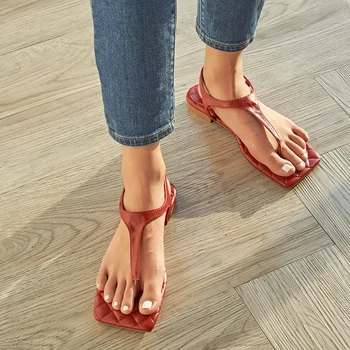 

Women Summer Sandals Casual Flip-Flop Sandals Ladies Flats Designer Square Toe Sandals Beach Sandals Sandale Plate Femme