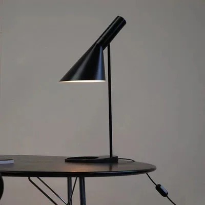 

Designer Modern Minimalist Creative American-Style Reading Lamp Living Room Office Bedside Eye Protection AJ Table Lamp