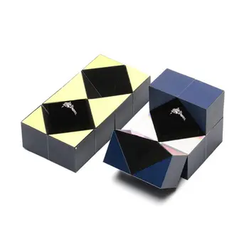 

Creative Proposal Rubik's Cube Ring Box Personalized Valentine's Day Gift Jewelry Box Ring Box Ring Box For Disp