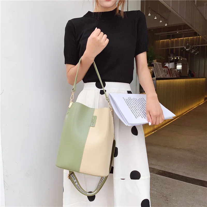 

2019 New Large Capacity Bucket Bag Double Color with Wide Shoulder Belt Handbag Single Shoulder Leaning Women's Bag