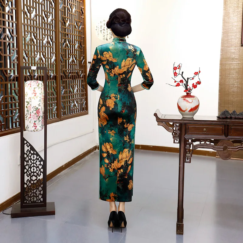 В китайском стиле с принтом бархат Qipao женские элегантные длинные платья Тонкий Cheongsam Винтаж воротник стойка Vestidos Размер M-4XL