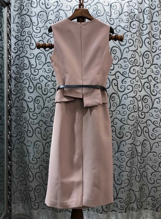 early autumn new female round neck back zipper buckle belt waist solid color sleeveless dress 905