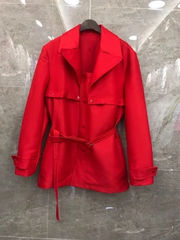 

2020 Early Autumn New Women's Lapel Dark Buckle Decorative Buckle Waist Hugging Long Sleeve Solid Color Cropped Jacket 826