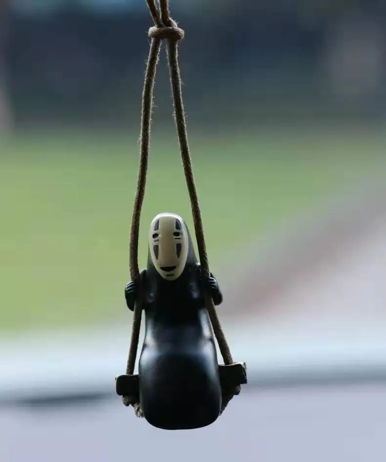 12435956285_2137113084