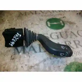 

COMMAND CLEAN OPEL COMBO (CORSA C) Family 09185413 [AX699] 4 PINS GM 12268700 [11045622]