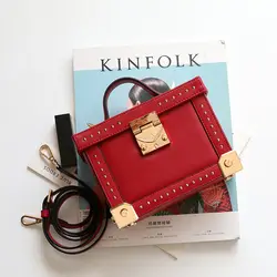 AKAKCOCO женская сумка 2019 Новая мода индивидуальные коробки сумка замок Коробка Сумка кожаная маленькая квадратная сумка